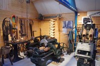 Herstellung der holländischen Holzschuhe